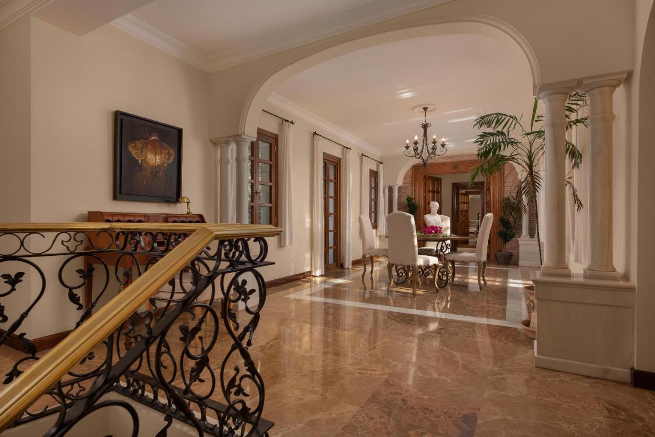 מאלגה Cubo'S Mountain Bayview Luxury Villa מראה חיצוני תמונה